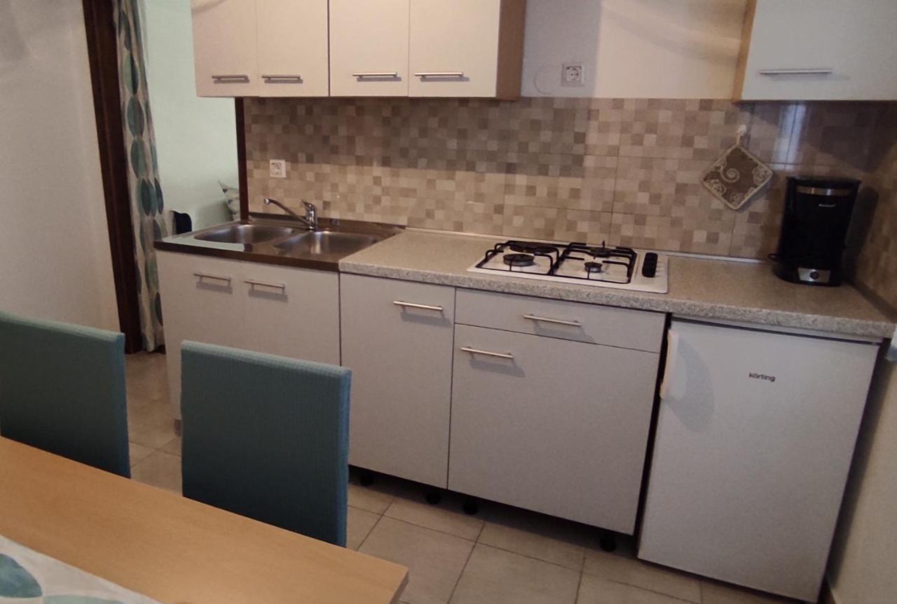App Karmen With Free Parkig Apartman Poreč Kültér fotó