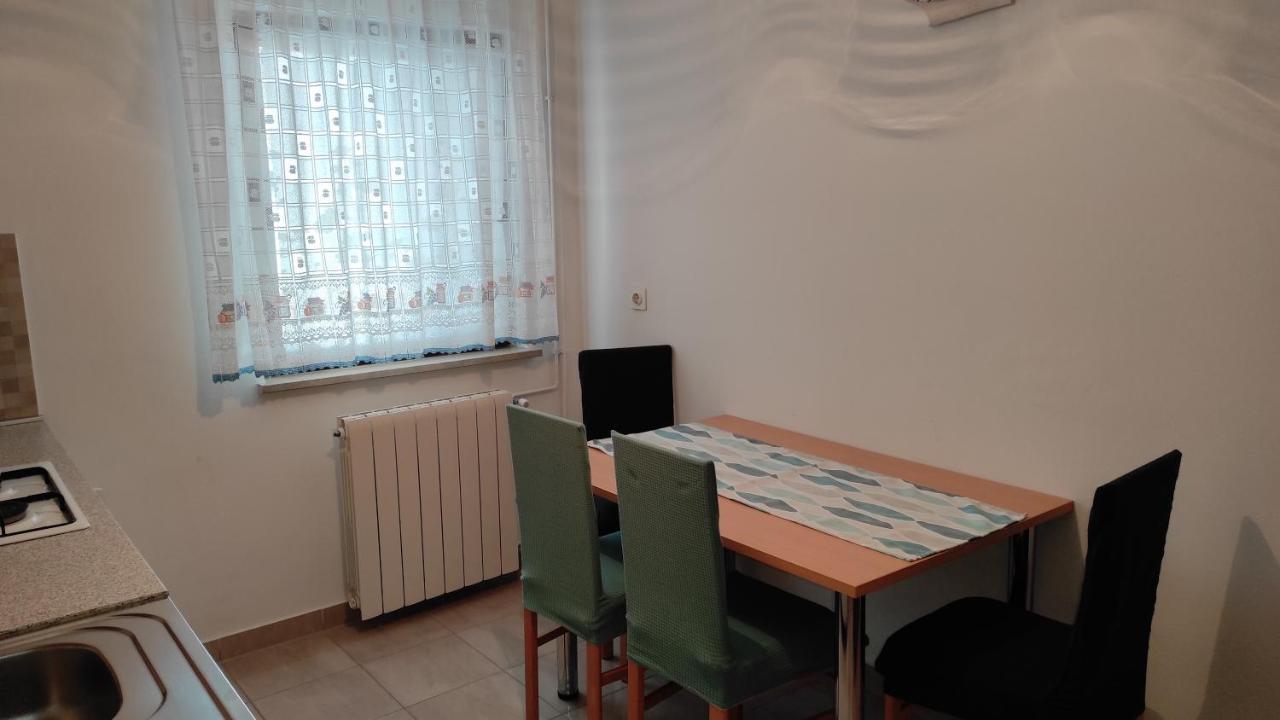 App Karmen With Free Parkig Apartman Poreč Kültér fotó