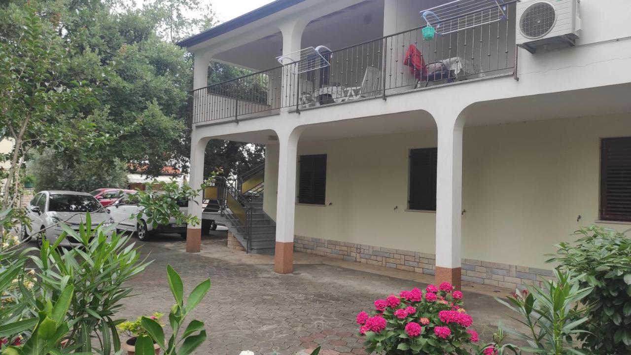 App Karmen With Free Parkig Apartman Poreč Kültér fotó