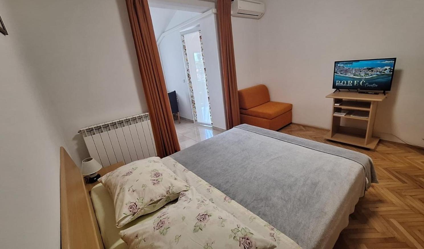 App Karmen With Free Parkig Apartman Poreč Kültér fotó