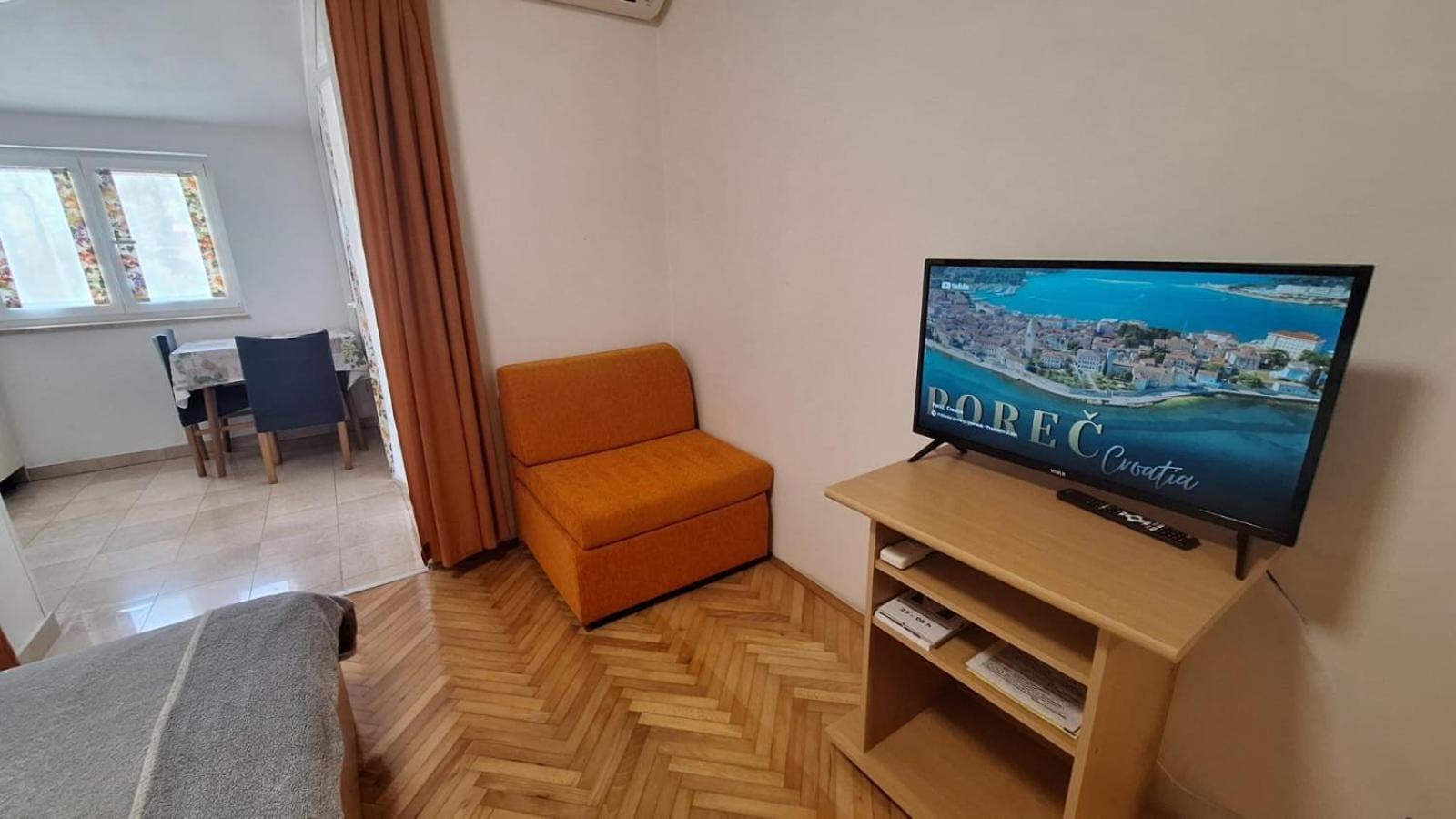 App Karmen With Free Parkig Apartman Poreč Kültér fotó