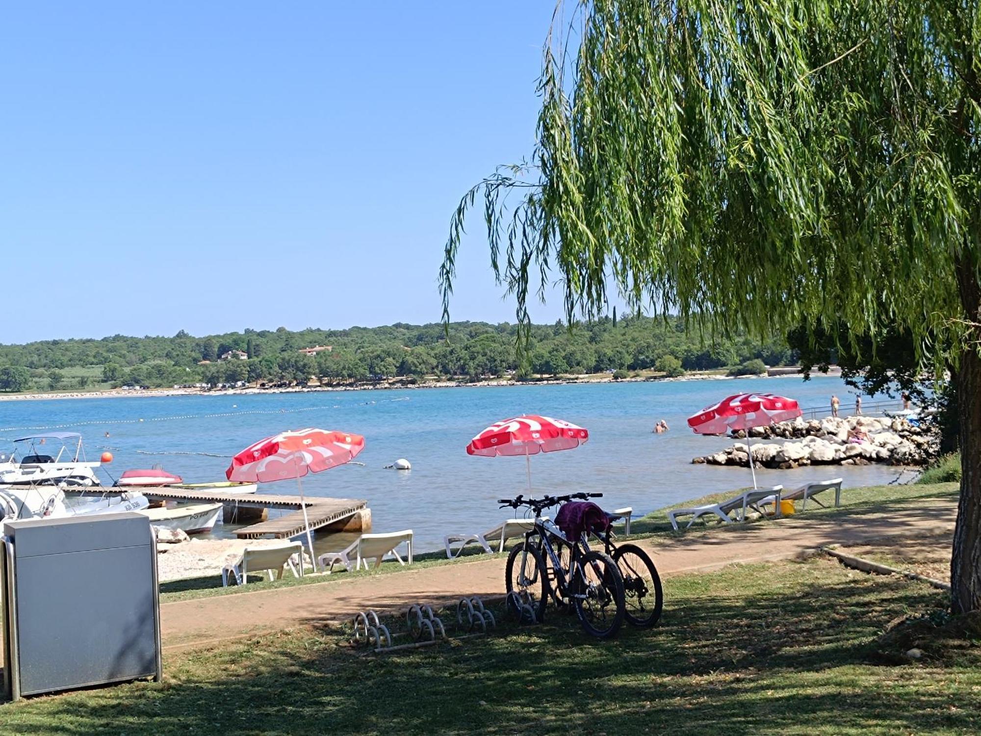 App Karmen With Free Parkig Apartman Poreč Kültér fotó