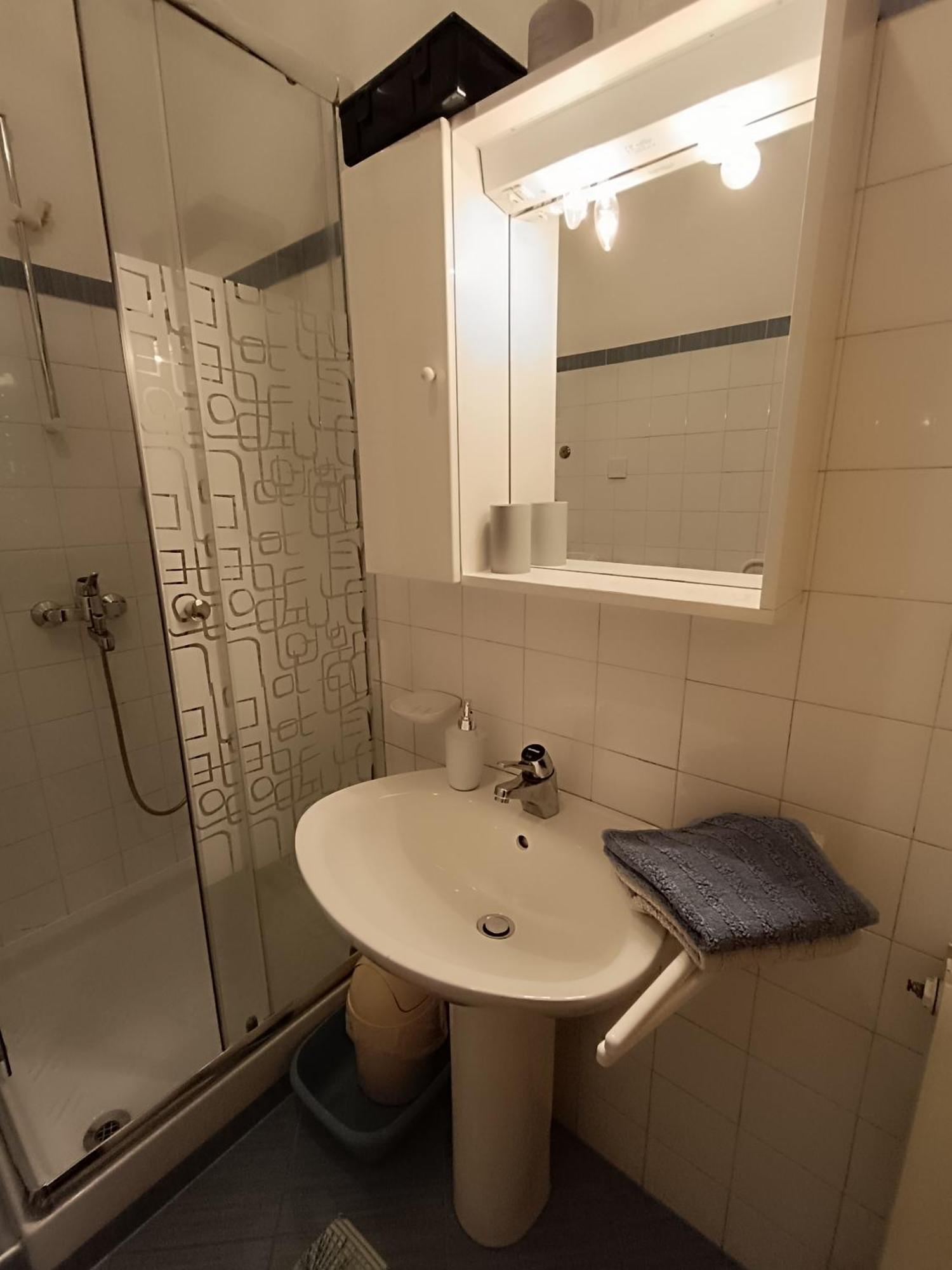 App Karmen With Free Parking Apartman Poreč Kültér fotó
