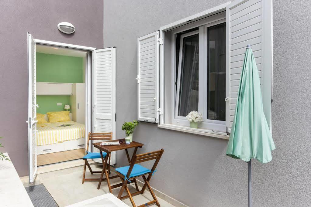 App Karmen With Free Parkig Apartman Poreč Kültér fotó
