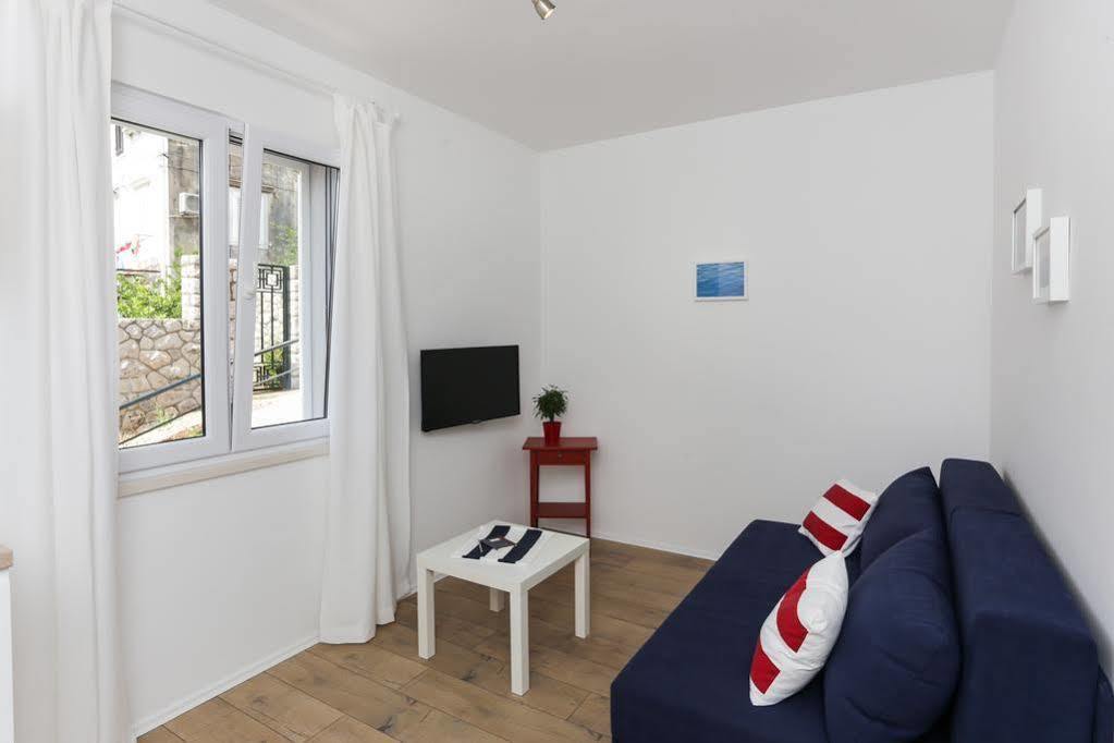 App Karmen With Free Parkig Apartman Poreč Kültér fotó